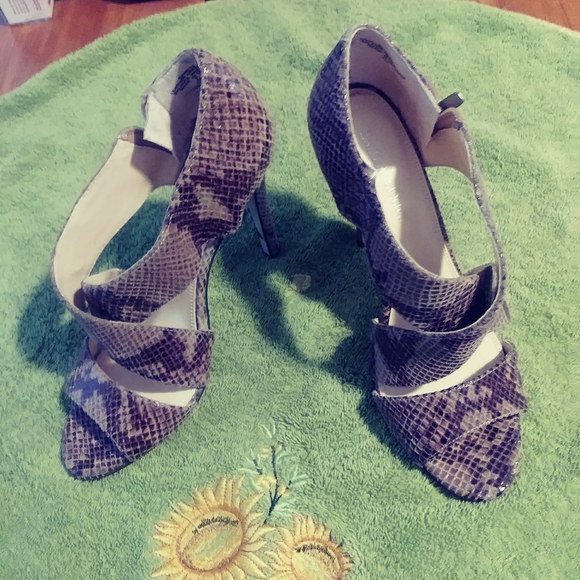 Enzo Angiolini snake skin heels - Picture 6 of 8
